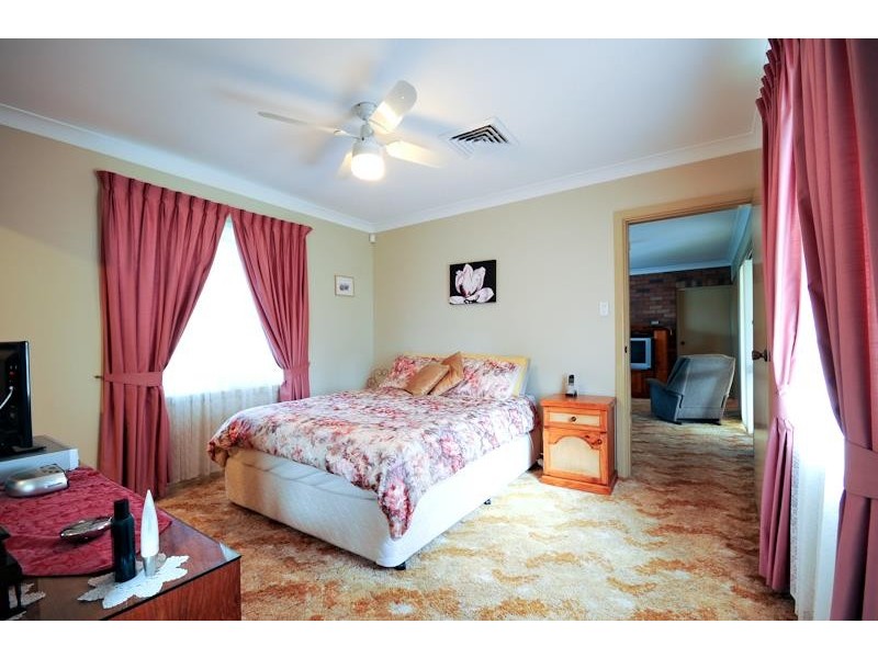 1 Gillis St, Dubbo NSW 2830