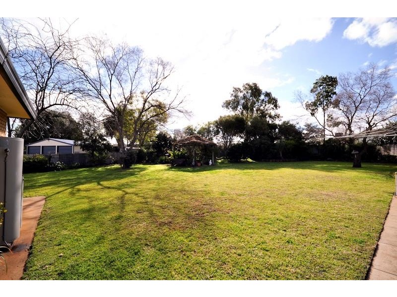 1 Gillis St, Dubbo NSW 2830