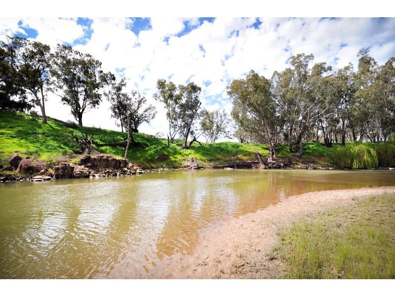 1094 Warren Rd, Narromine NSW 2821