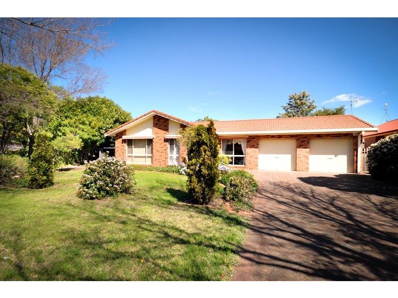 5  Macgregor  St, Dubbo NSW 2830