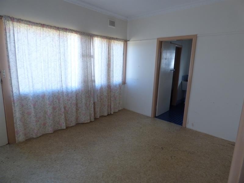 16 Crown St, Dubbo NSW 2830