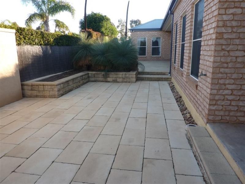 3 Lachlan Way, Dubbo NSW 2830