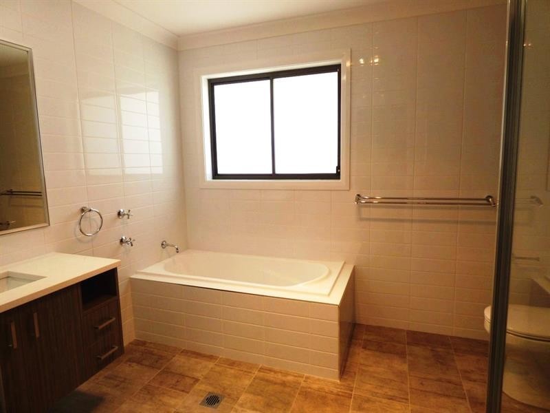 1 Terrazzo Ct, Dubbo NSW 2830