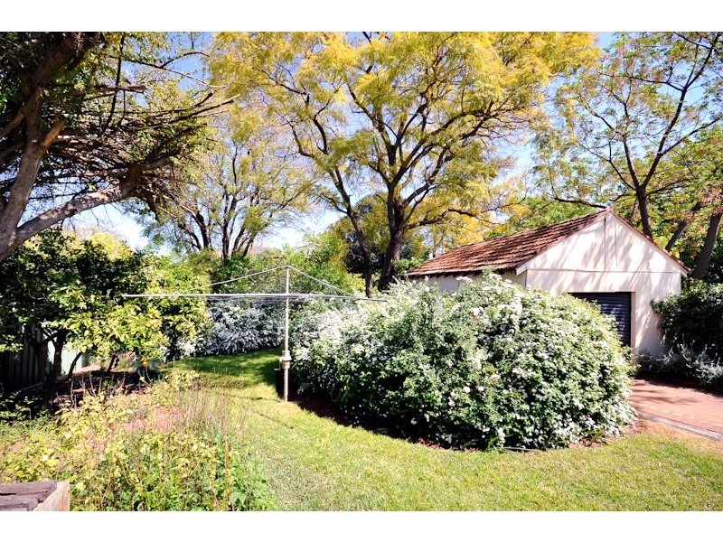 75 Jubilee  St, Dubbo NSW 2830