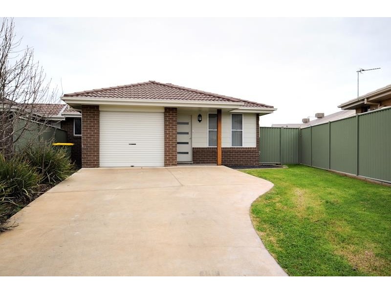 3A Jonquil Ct, Dubbo NSW 2830