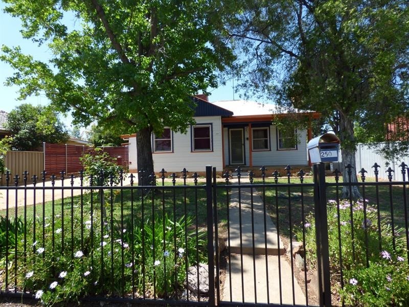250A Darling St, Dubbo NSW 2830