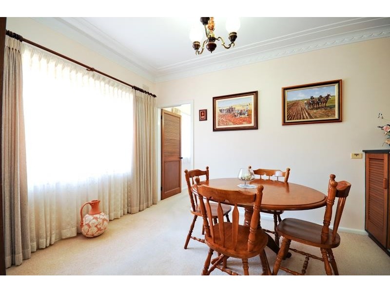 82 Dalton St, Dubbo NSW 2830
