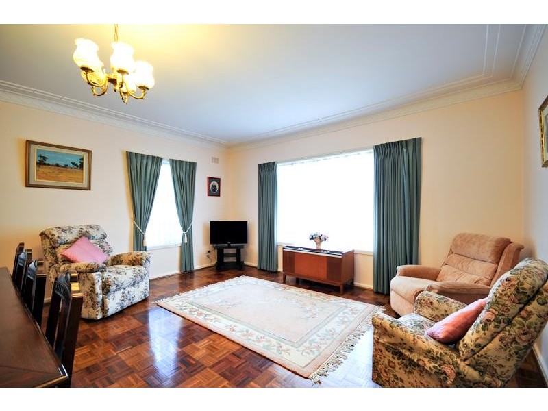 82 Dalton St, Dubbo NSW 2830