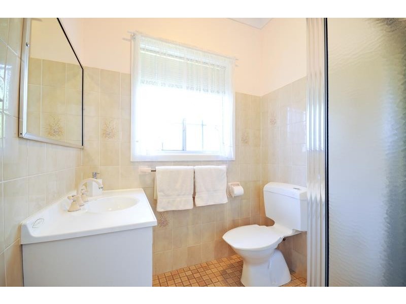 82 Dalton St, Dubbo NSW 2830