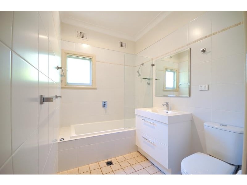 13 Bailey St, Dubbo NSW 2830