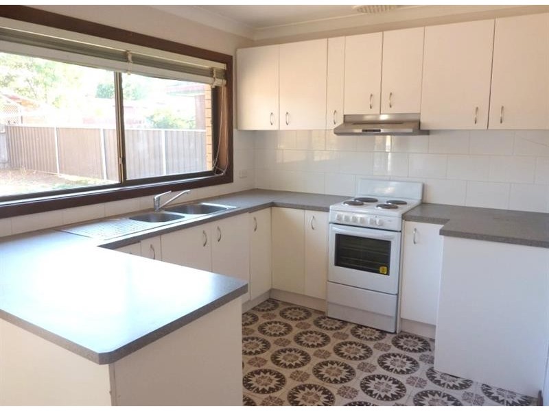 2 Page Ave, Dubbo NSW 2830