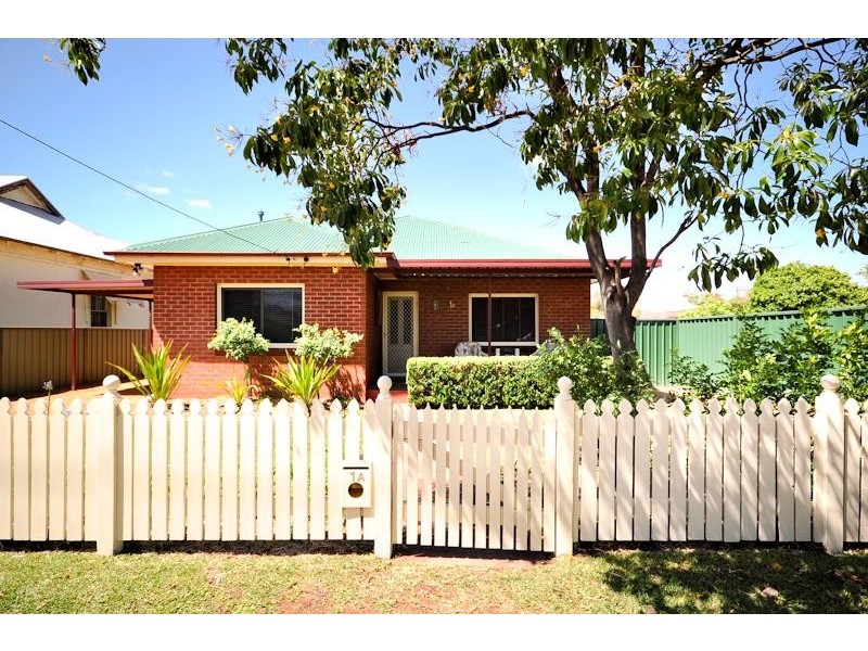 1a Quinn St, Dubbo NSW 2830