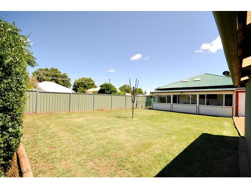 1a Quinn St, Dubbo NSW 2830