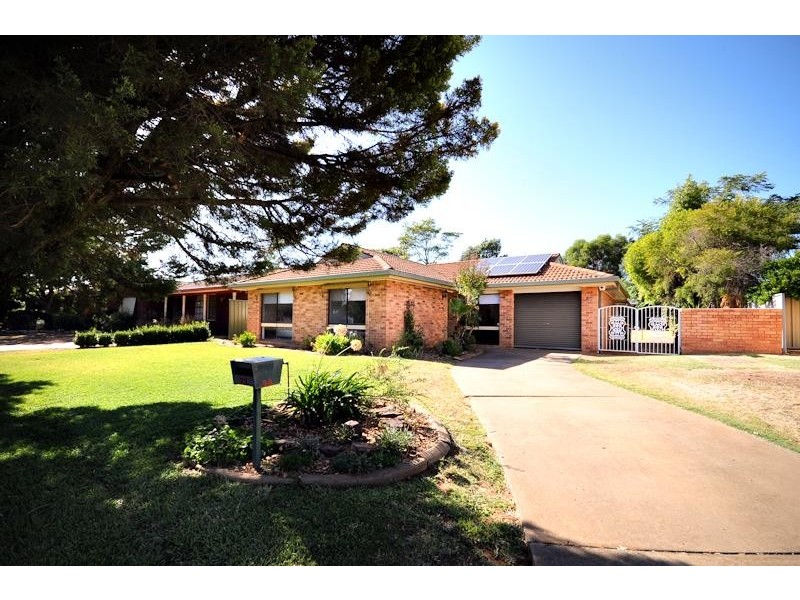 23 Aspen Rd, Dubbo NSW 2830