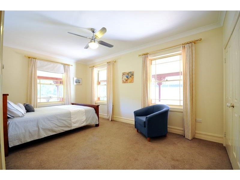 17 Langford Dr, Dubbo NSW 2830