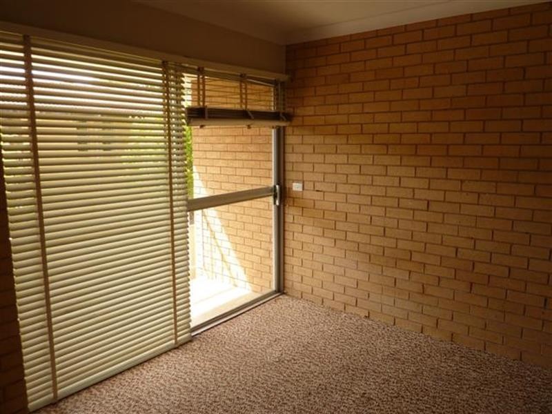 2/37 Quinn St, Dubbo NSW 2830