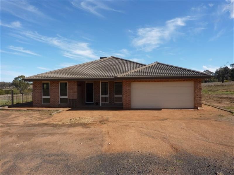 57R Peak Hill Rd, Dubbo NSW 2830
