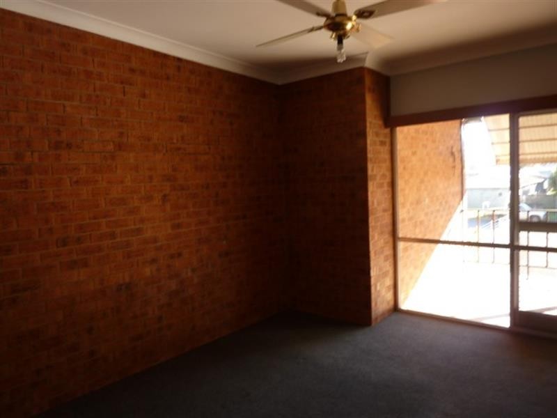 2/101 Bourke  St, Dubbo NSW 2830
