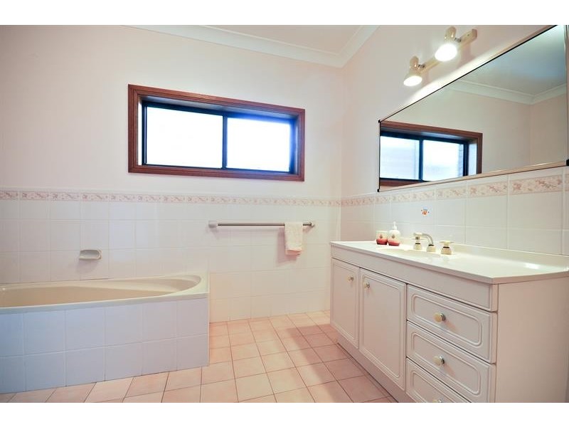 20 Sapphire St, Dubbo NSW 2830