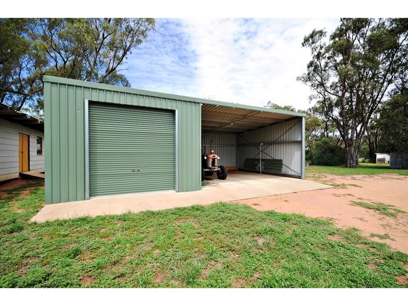 8R Dulcidene Rd, Dubbo NSW 2830