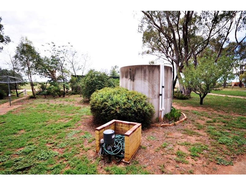 8R Dulcidene Rd, Dubbo NSW 2830