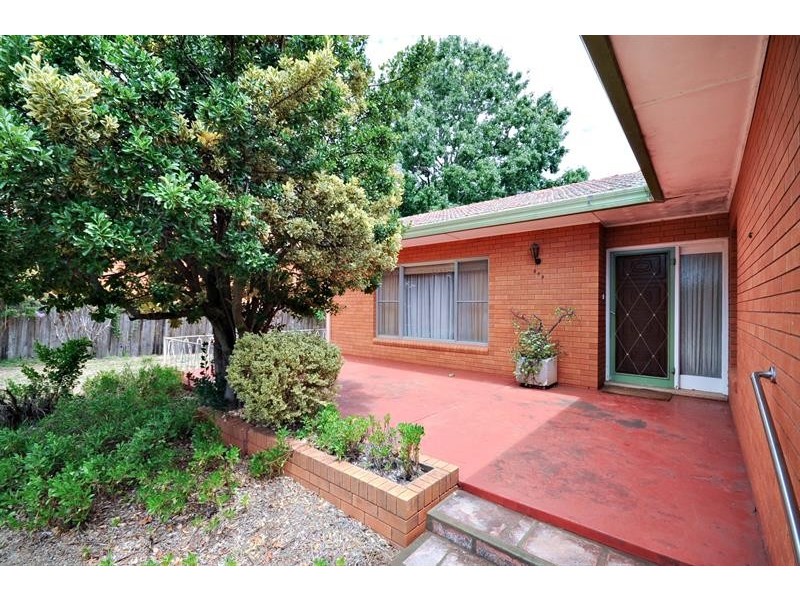 379 Fitzroy St, Dubbo NSW 2830