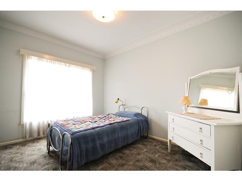 379 Fitzroy St, Dubbo NSW 2830