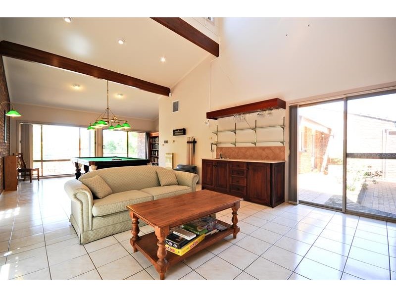 13 Pine Knoll Dr, Dubbo NSW 2830