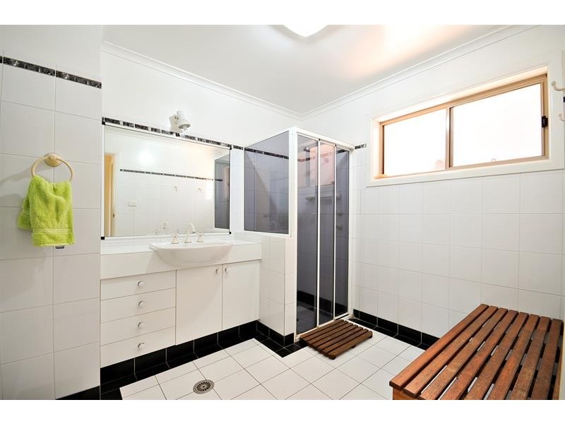 13 Pine Knoll Dr, Dubbo NSW 2830