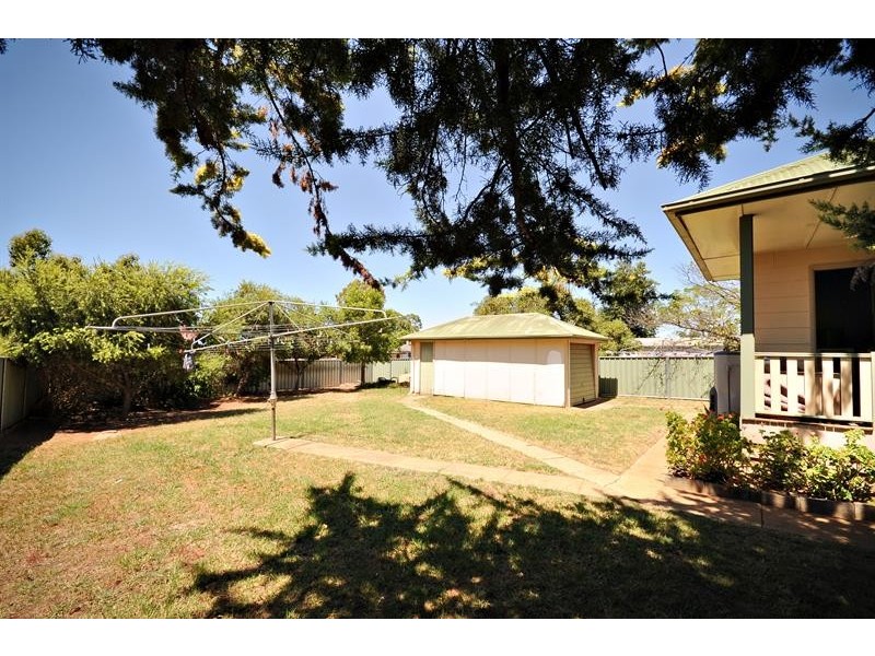 40 Bennett St, Dubbo NSW 2830
