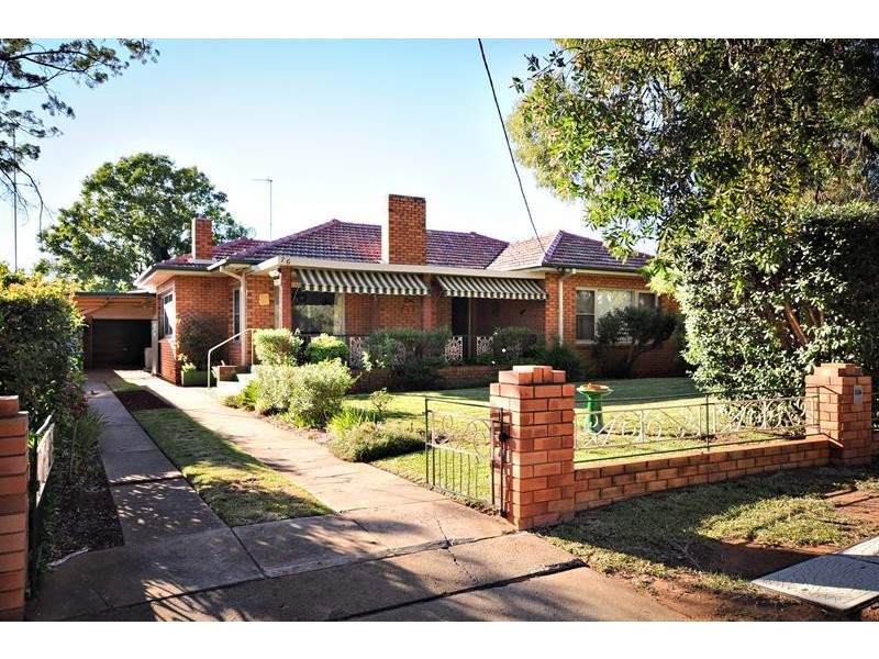 76 Palmer St, Dubbo NSW 2830