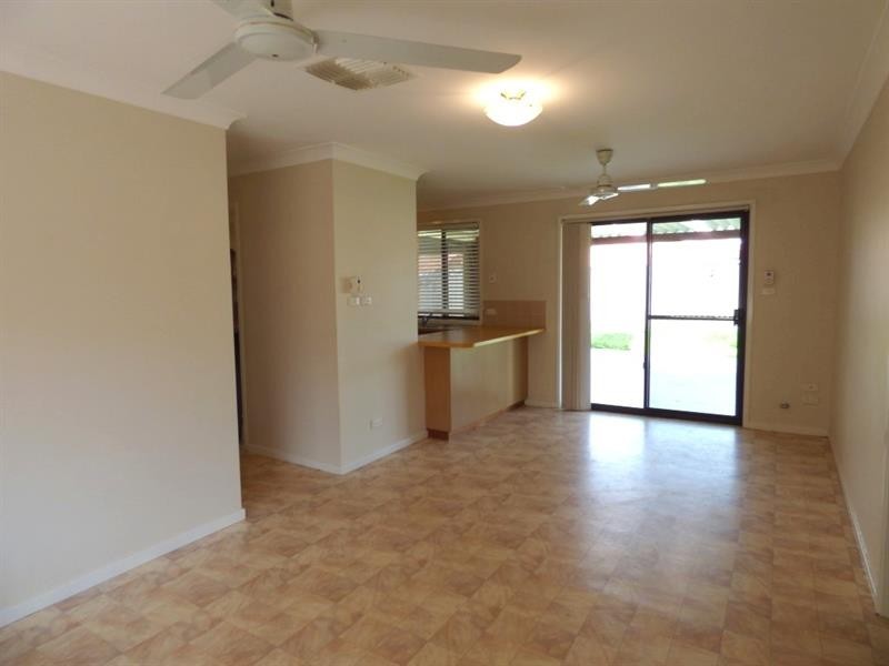 4 Balmoral Pl, Dubbo NSW 2830