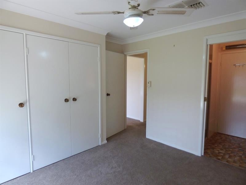 4 Balmoral Pl, Dubbo NSW 2830