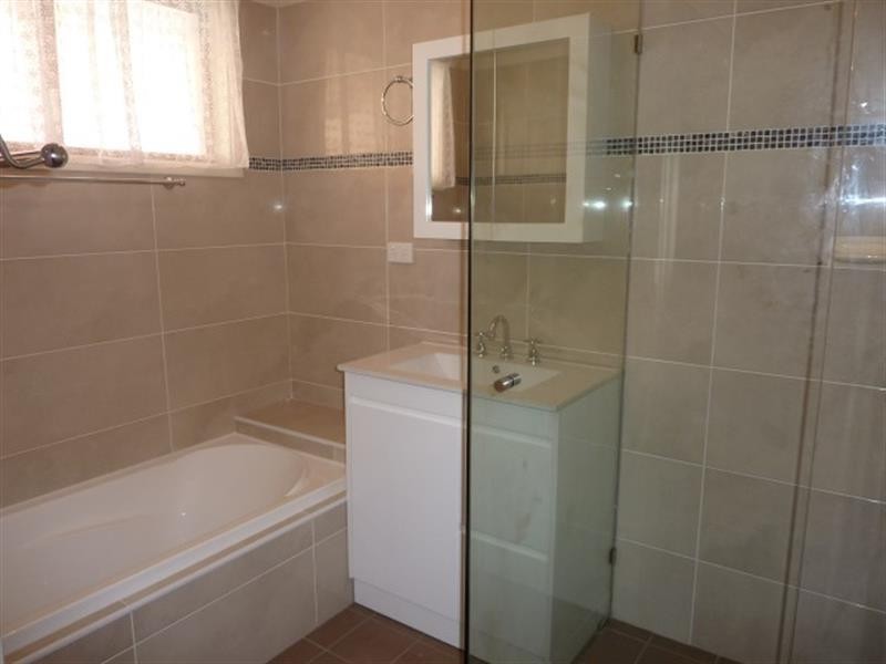 8 Condon Pl, Dubbo NSW 2830