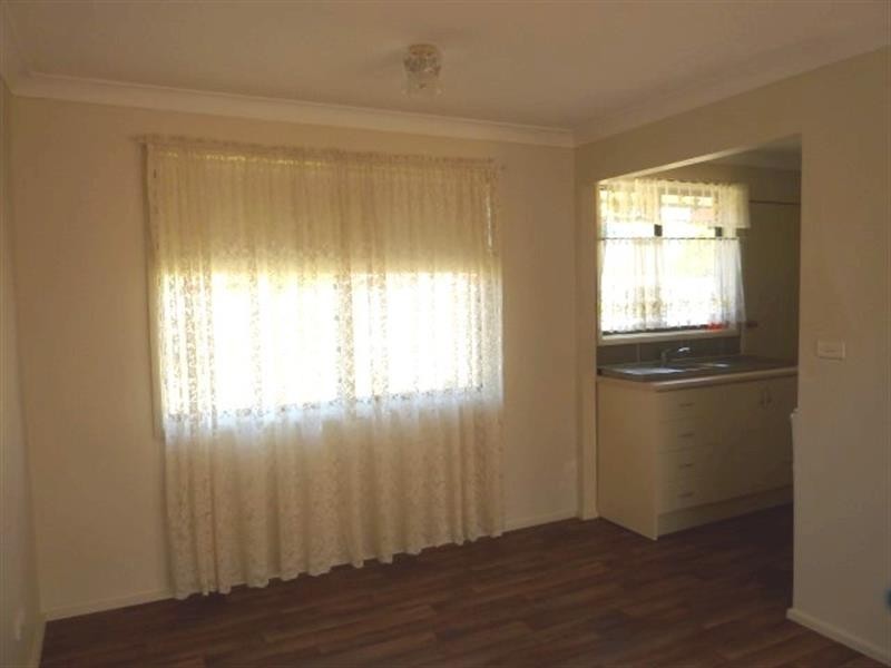 8 Condon Pl, Dubbo NSW 2830