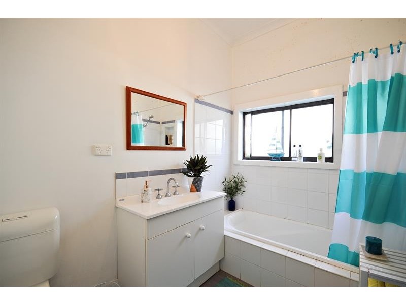 6 Sterling  St, Dubbo NSW 2830