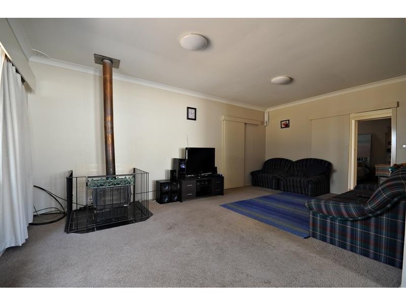 27 Bennett St, Dubbo NSW 2830