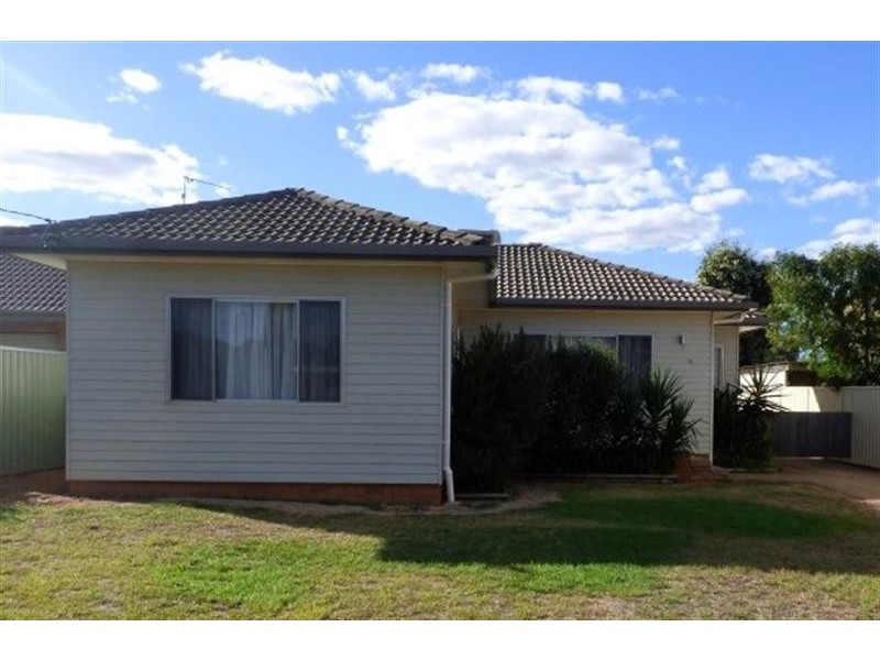 36 Lovett  Ave, Dubbo NSW 2830