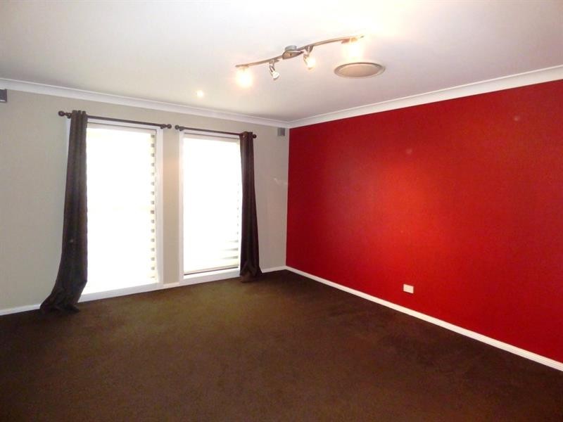 9 Ashlundie Cres, Dubbo NSW 2830