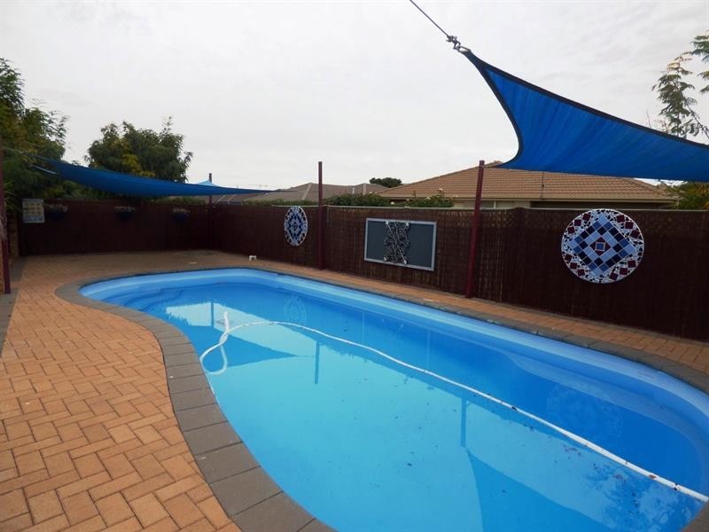 9 Ashlundie Cres, Dubbo NSW 2830