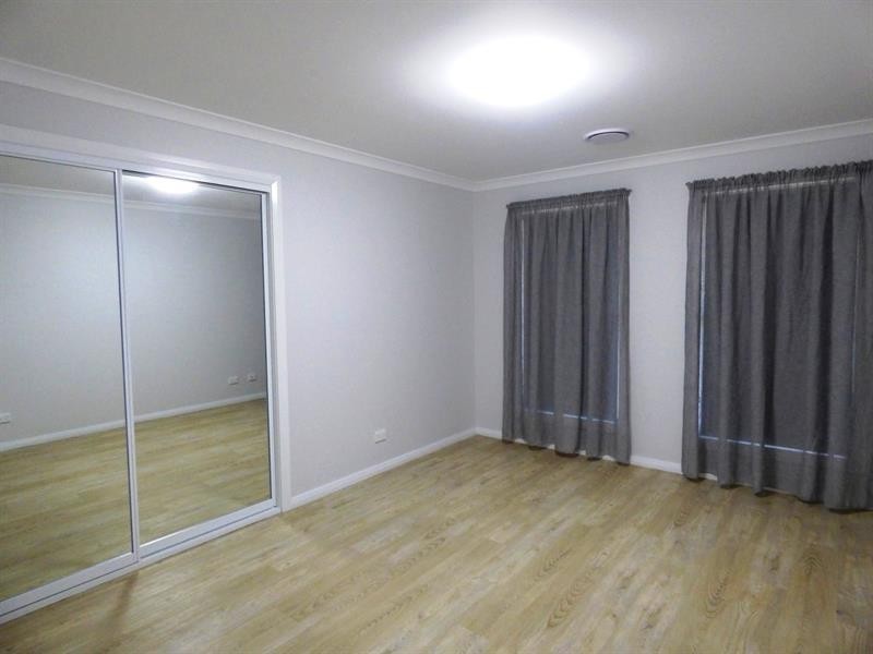 19 Lansdowne Dr, Dubbo NSW 2830