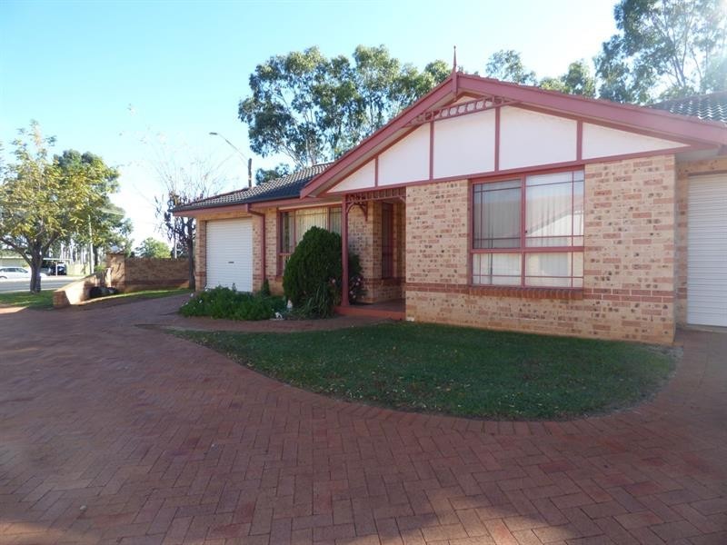 1/400-402 Wheelers Lane, Dubbo NSW 2830