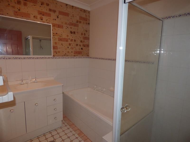 1/400-402 Wheelers Lane, Dubbo NSW 2830