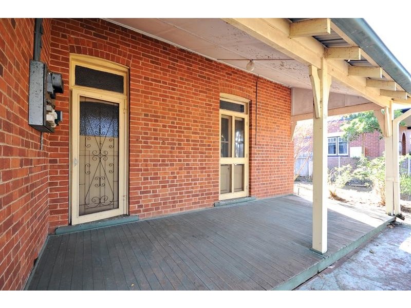 24 Tamworth St, Dubbo NSW 2830