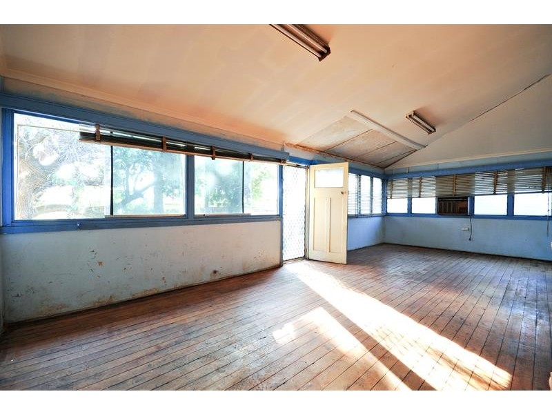 24 Tamworth St, Dubbo NSW 2830