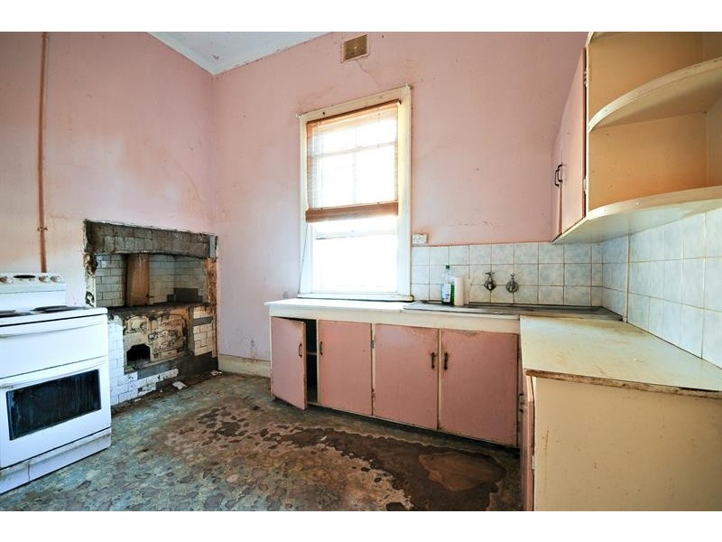 24 Tamworth St, Dubbo NSW 2830
