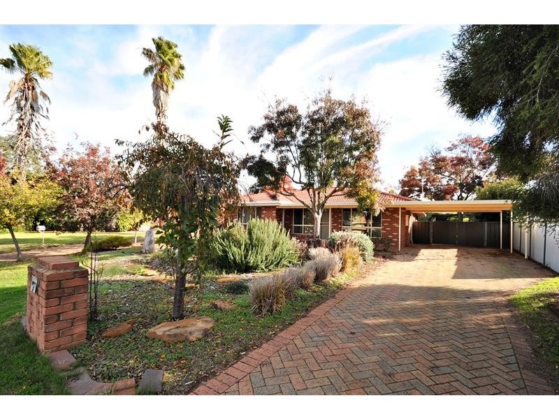 7 Gregory Ct, Dubbo NSW 2830