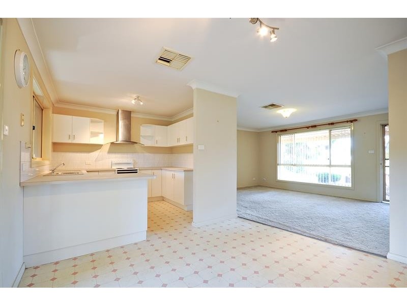 7 Gregory Ct, Dubbo NSW 2830