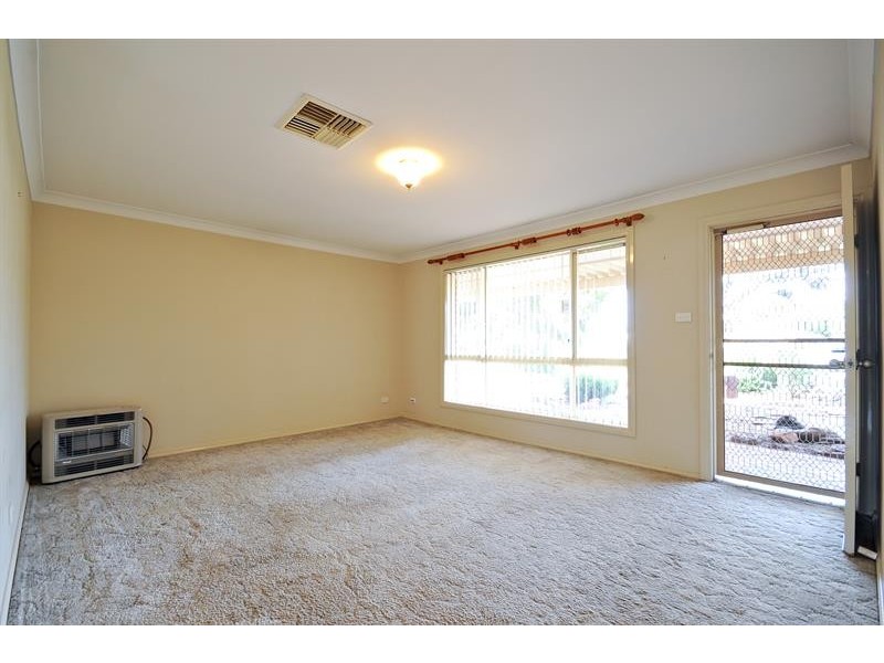 7 Gregory Ct, Dubbo NSW 2830