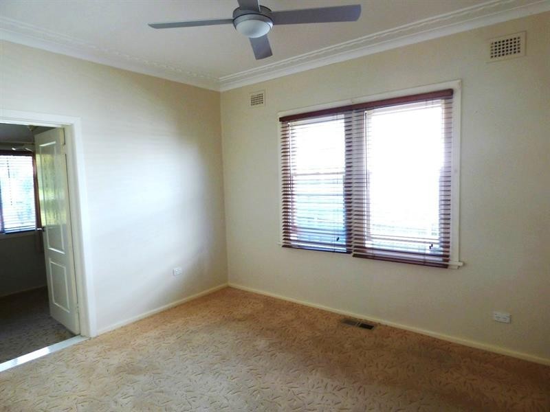 352 Fitzroy St, Dubbo NSW 2830